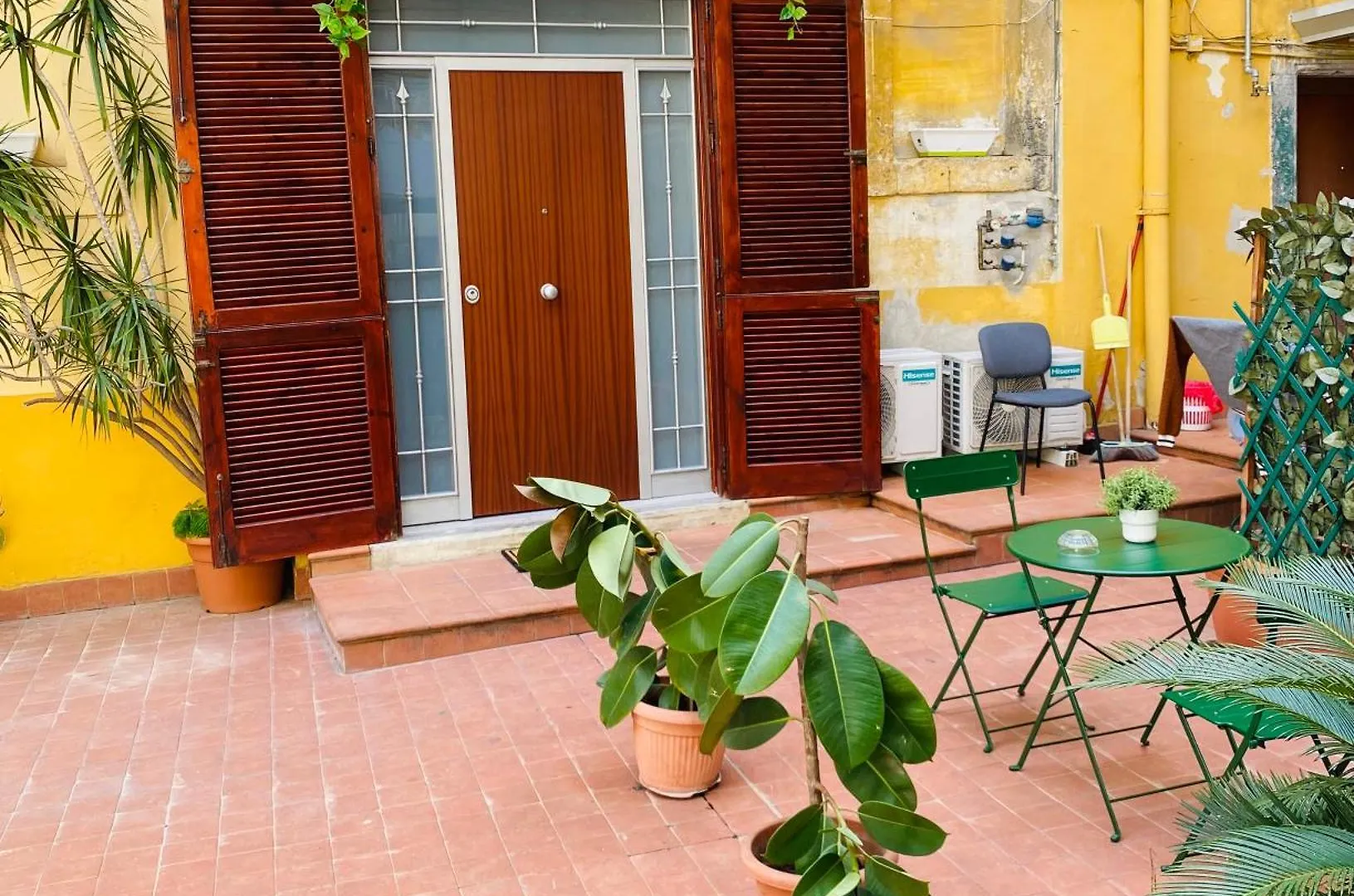 Napoli Centro Casa Vacanza 0*, Naples Italy