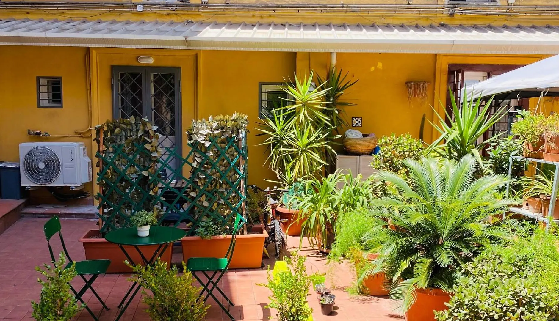 Napoli Centro Casa Vacanza Apartment